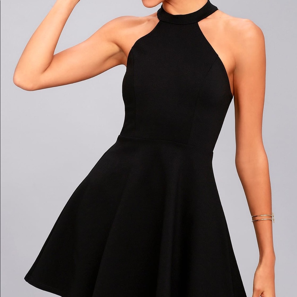 🖤LULUS BLACK LACE SKATER DRESS🖤